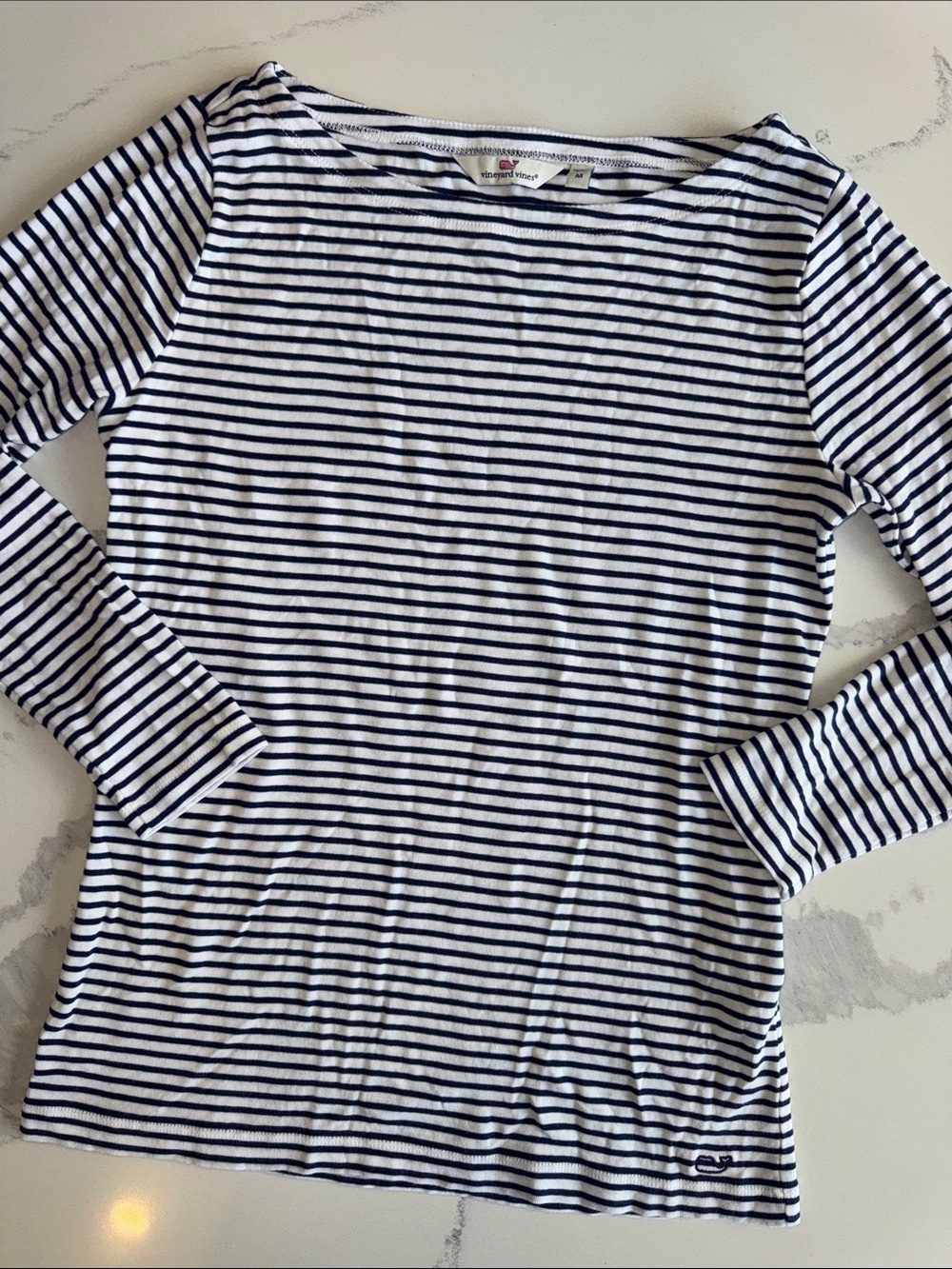 Vineyard Vines blue and white striped 3/4  sleeve scoop neck M shirt preppy